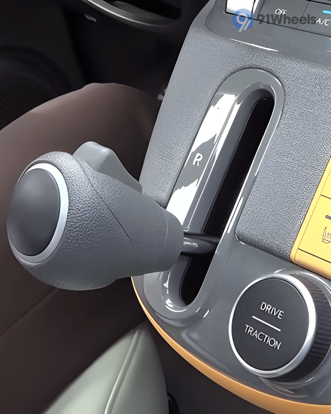 Gear Shifter / Gear Shifter Stalk Gear Shifter / Gear Shifter Stalk