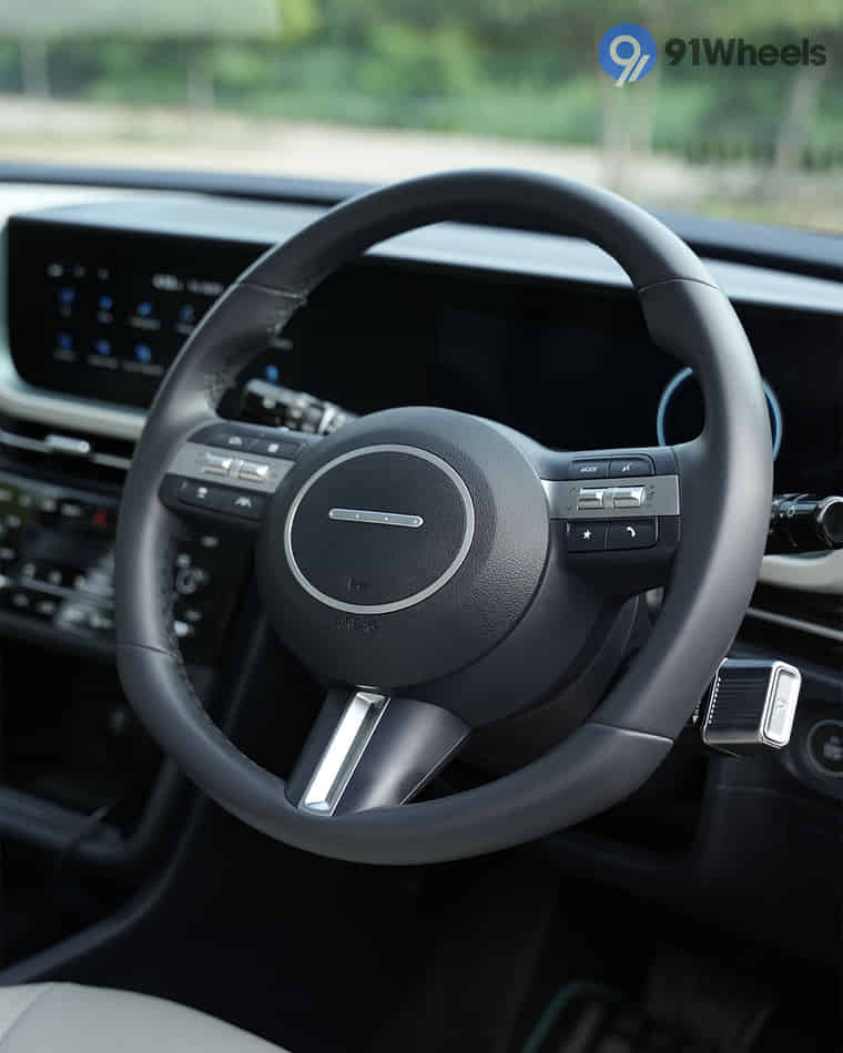 Dashboard & Front Cabin - 5