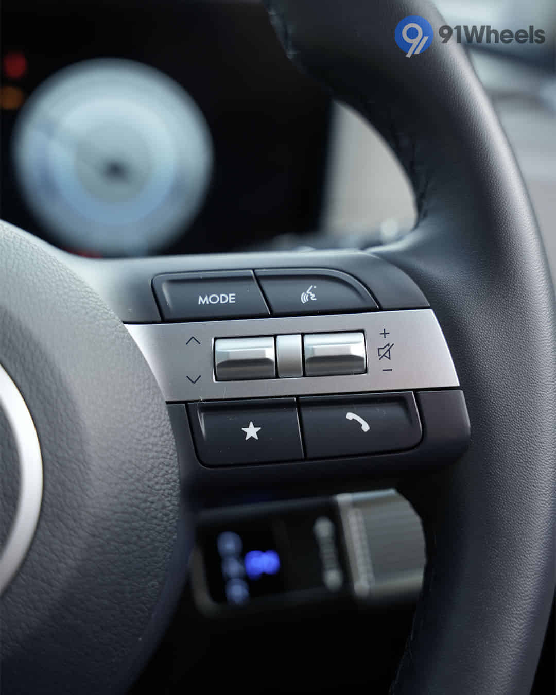 Right Steering Mounted Controls