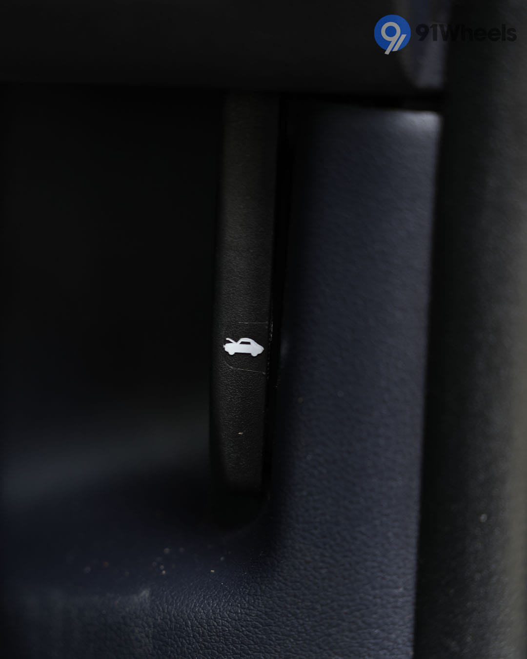 Driver Controls - 2 Driver Controls - 2