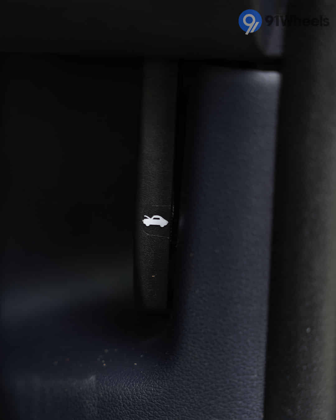 Bonnet / Hood Release