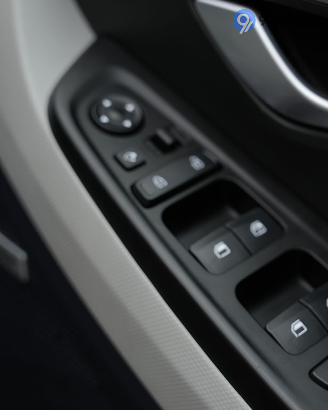 Driver Controls - 5 Driver Controls - 5