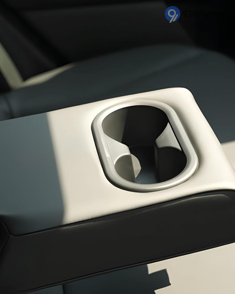 Seats & Cabin Comfort - 4