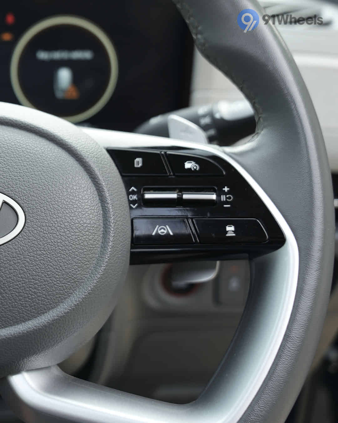 Right Steering Mounted Controls