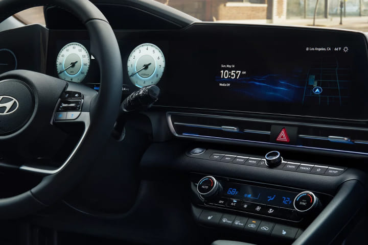 Hyundai Elantra Facelift Dashboard