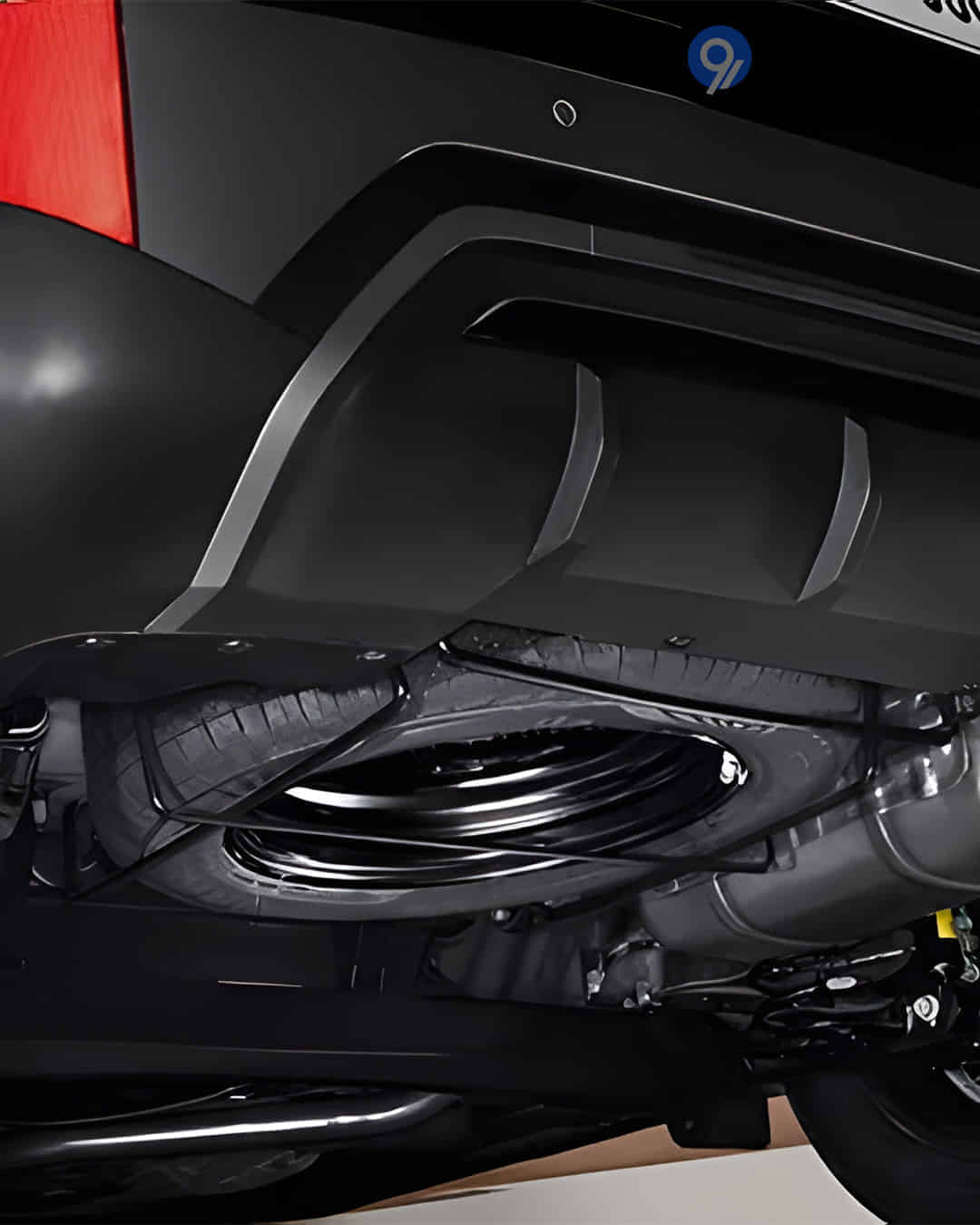 Under Boot / Spare Wheel Under Boot / Spare Wheel