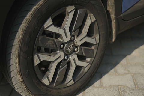 Hyundai Exter SX CNG Wheel
