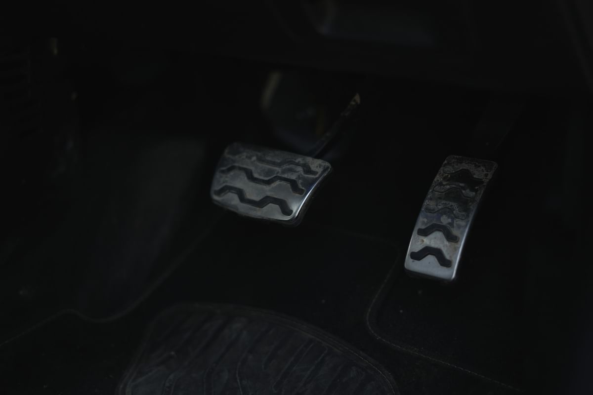 Hyundai Exter Pedals/Foot Controls