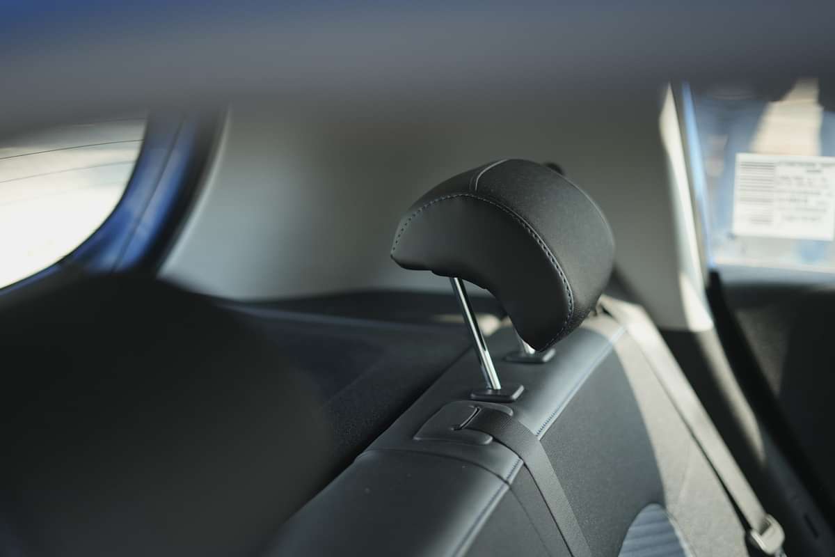 Hyundai Exter Rear Headrests