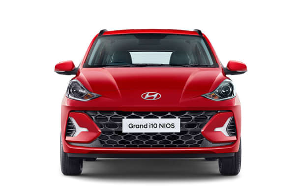 Hyundai Grand i10 Nios Front View
