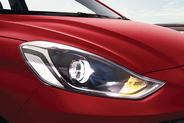 Hyundai Grand i10 Nios Headlight