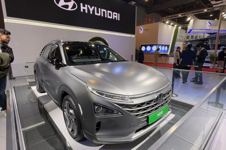 Hyundai Nexo EV Right Front Three Quarter