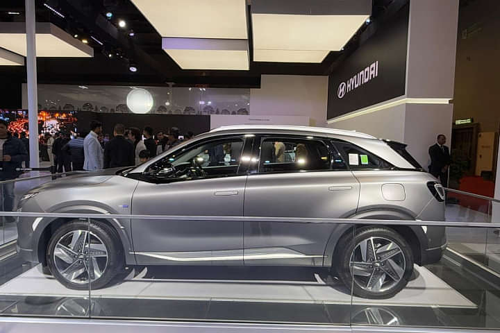 Hyundai Nexo EV Left Side View