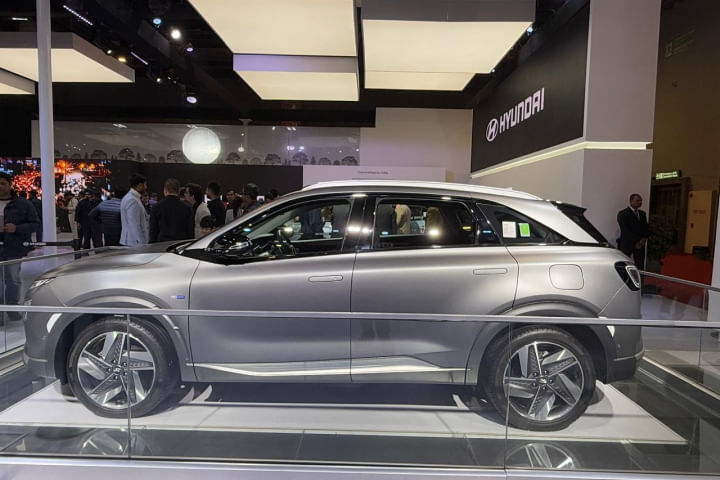 Hyundai Nexo EV Left Side View