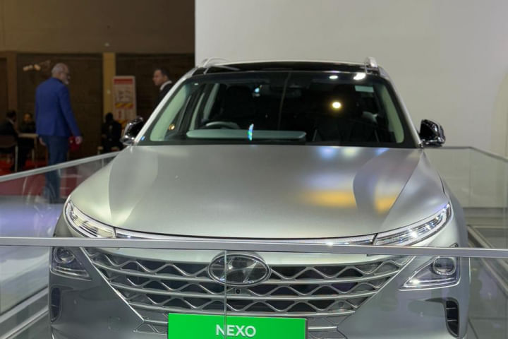 Hyundai Nexo EV Front Windshield/Windscreen