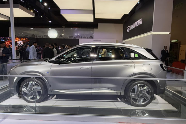 Hyundai Nexo EV Left Side View