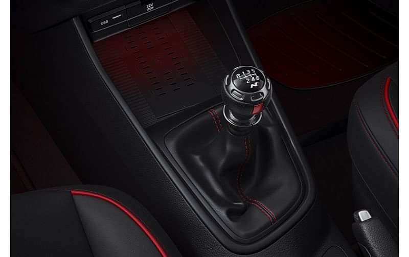 Hyundai i20 N Line Gear Shifter/Gear Shifter Stalk