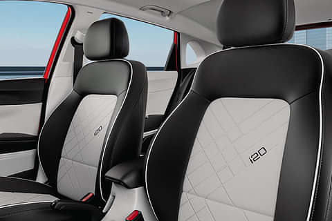 Hyundai i20 1.0 Turbo Petrol Sportz iMT Dual Tone Front Row Seats