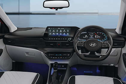 Hyundai i20 1.2 Petrol Magna MT Dashboard