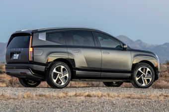 Hyundai IONIQ 9 Right Rear Three Quarter Hyundai IONIQ 9 Right Rear Three Quarter