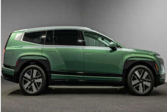 Hyundai IONIQ 9 Right Side View Hyundai IONIQ 9 Right Side View