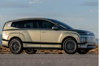 Hyundai IONIQ 9 Right Front Three Quarter Hyundai IONIQ 9 Right Front Three Quarter