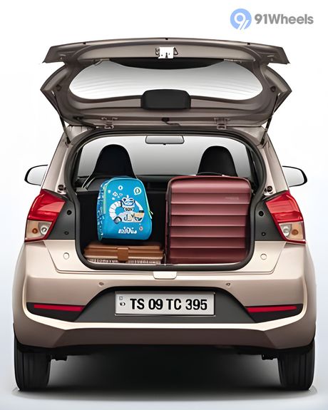 Santro Bootspace with Luggage