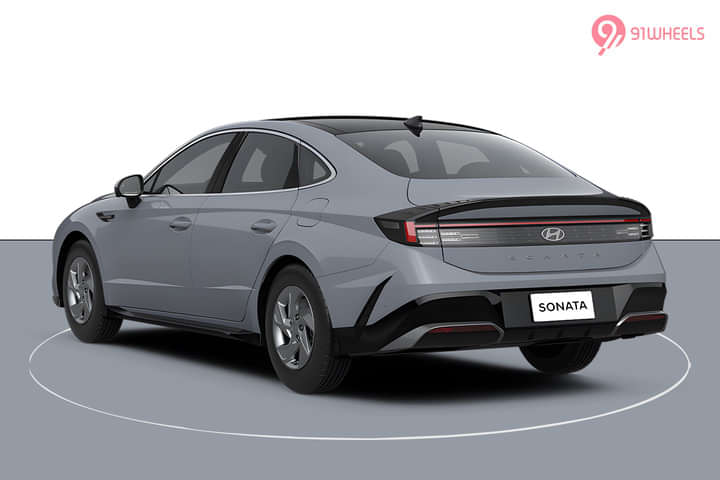 Hyundai Sonata Left Rear Three Quarter