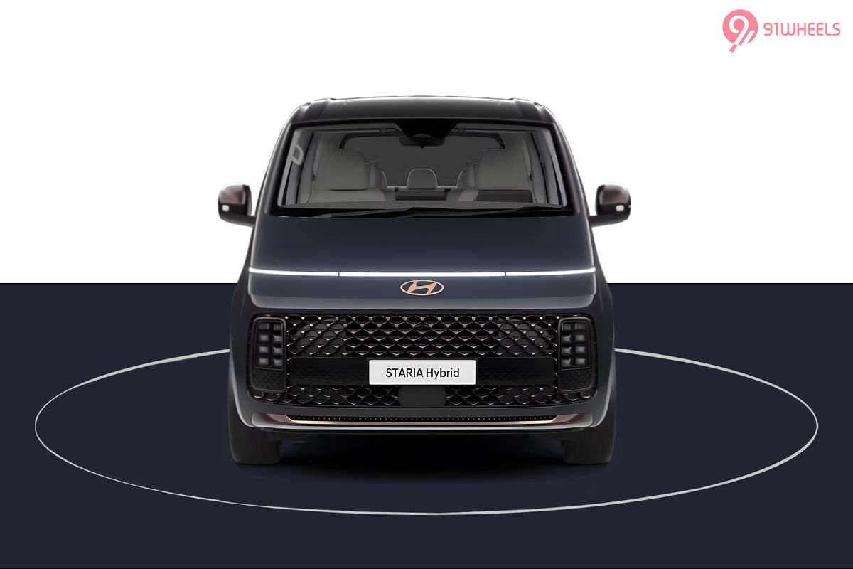 Hyundai Staria Front View