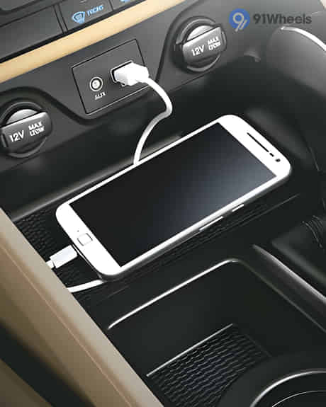 Tucson 2022-2025 Wireless Charging Pad