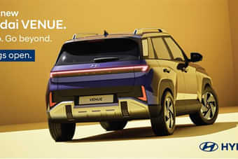 Hyundai Venue Right Rear Three Quarter Hyundai Venue Right Rear Three Quarter