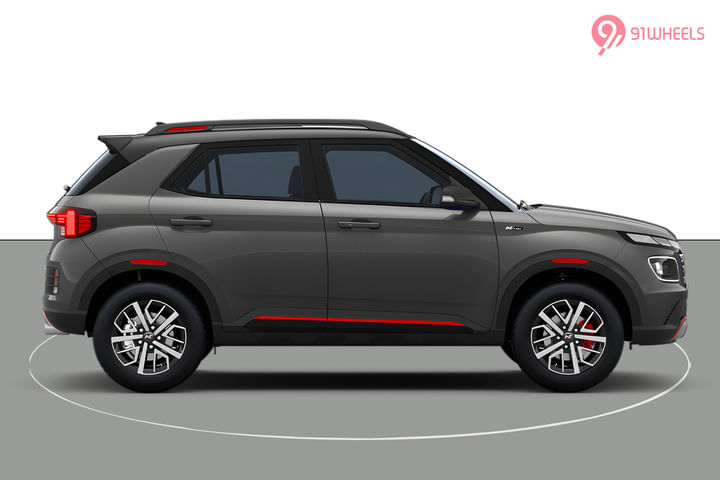 Hyundai Venue N Line Right Side View