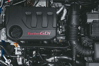 Hyundai Venue N Line N8 turbo 6-speed Manual Engine Shot