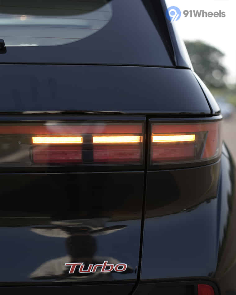 Headlights & Tail-lights - 3 Headlights & Tail-lights - 3