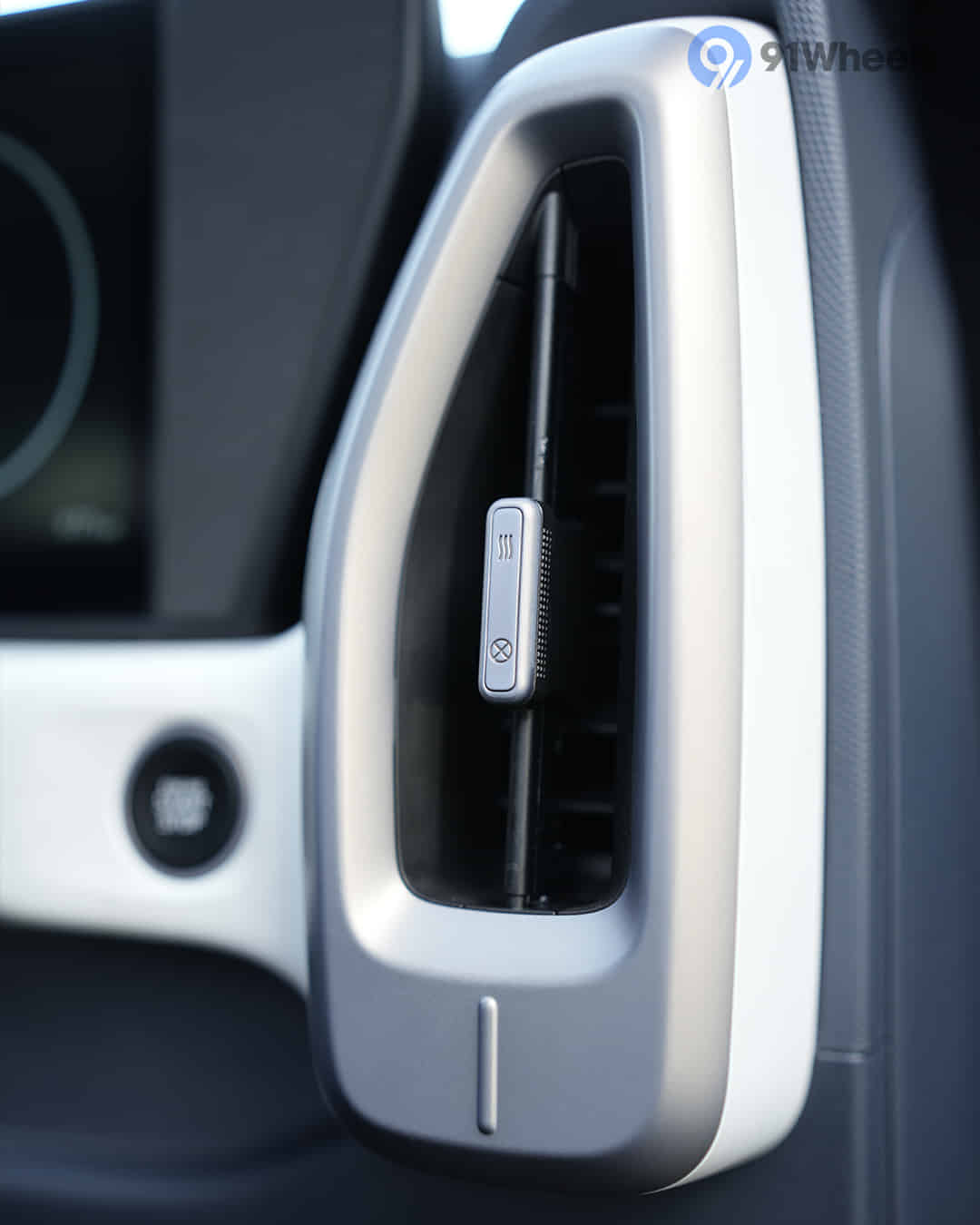 Front Passenger Air Vents Front Passenger Air Vents