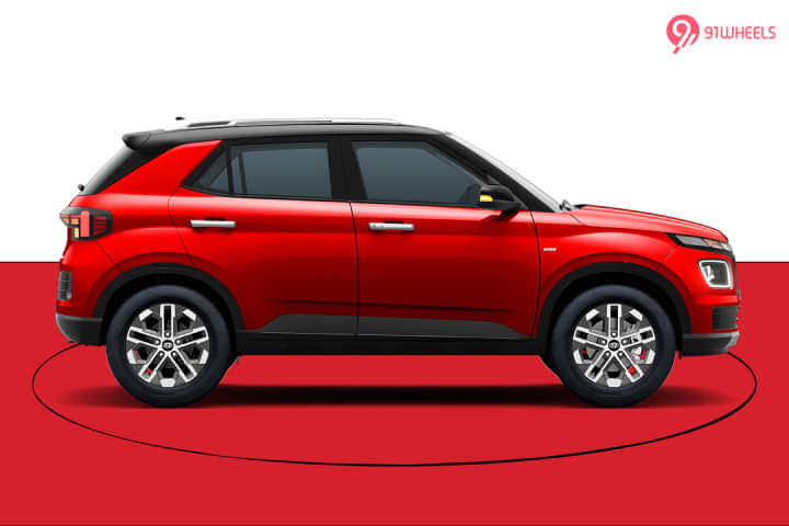 Hyundai Venue Right Side View