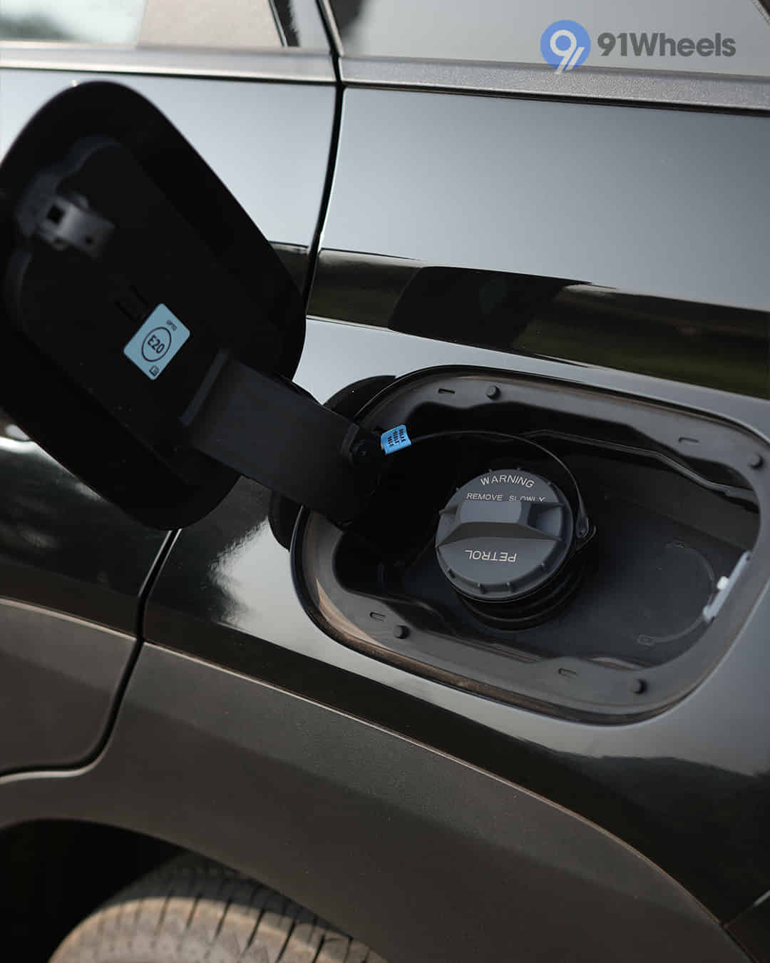 Open Fuel Lid Open Fuel Lid