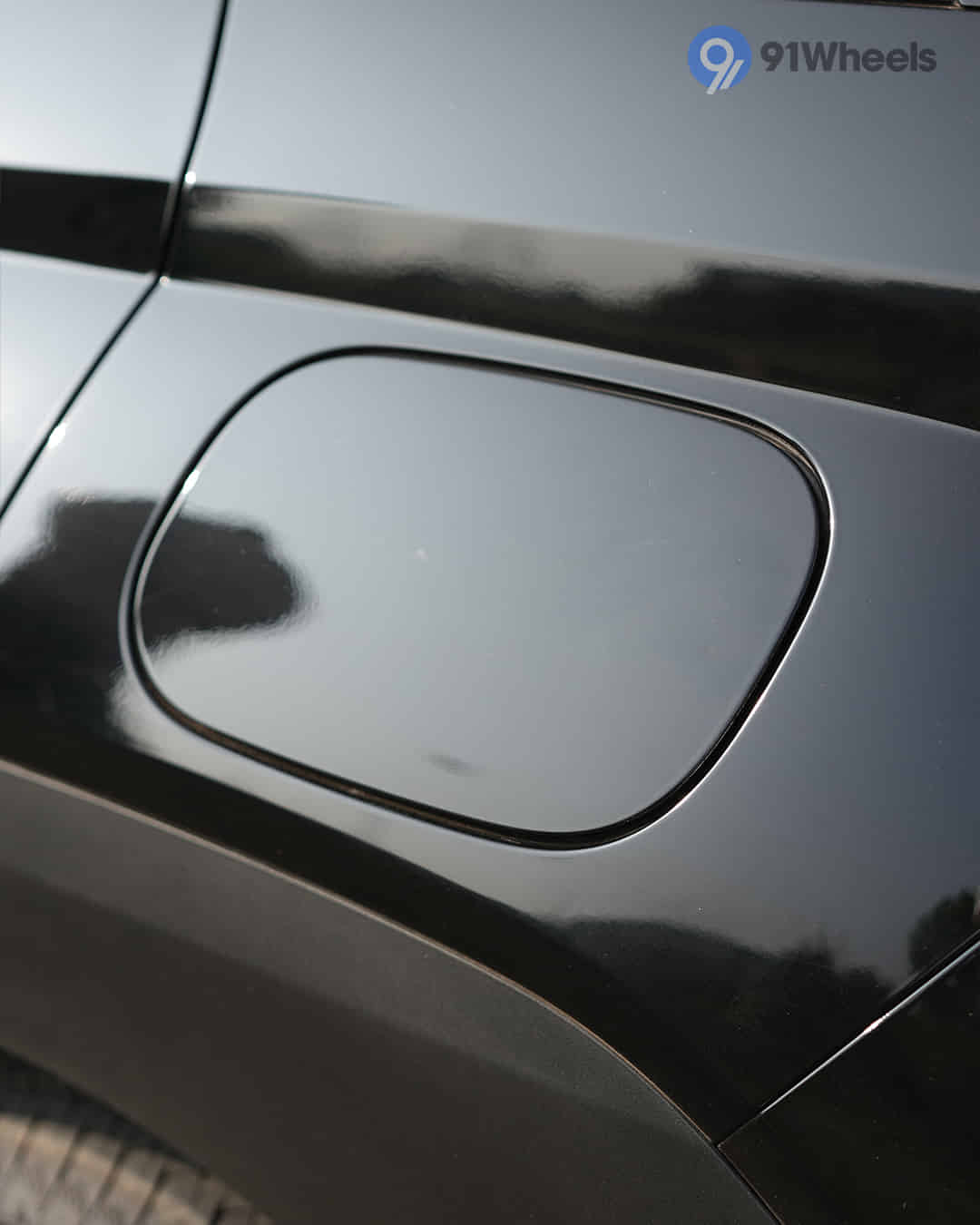 Closed Fuel Lid Closed Fuel Lid