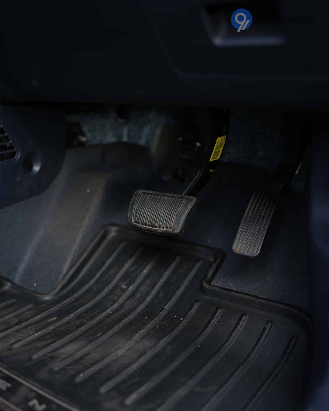 Pedals / Foot Controls Pedals / Foot Controls