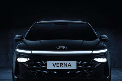 Hyundai Verna SX Turbo DT Front View