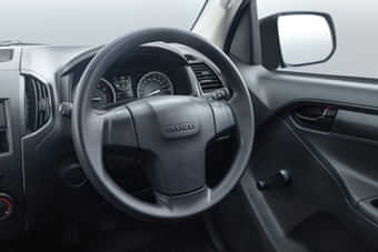 Isuzu D-Max Steering Wheel Isuzu D-Max Steering Wheel