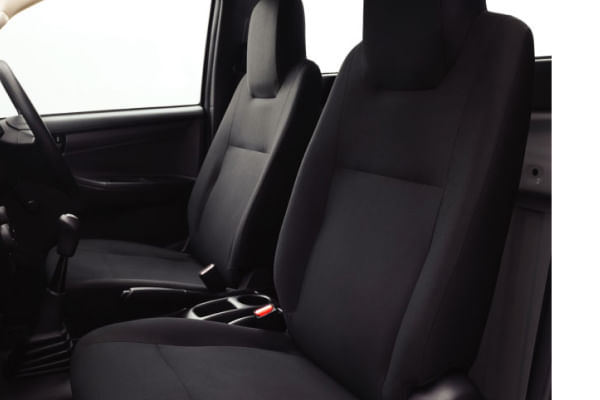 Isuzu D-Max Front Row Seats