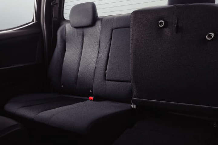 Isuzu Hi-Lander Rear Seats