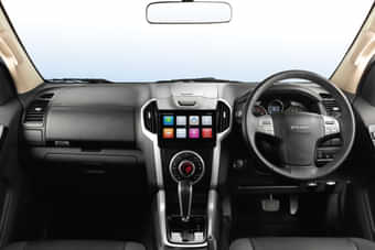 Isuzu MU-X Dashboard Isuzu MU-X Dashboard