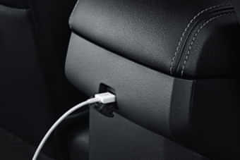 Isuzu MU-X USB Port/Power Socket/Wireless Charging Isuzu MU-X USB Port/Power Socket/Wireless Charging
