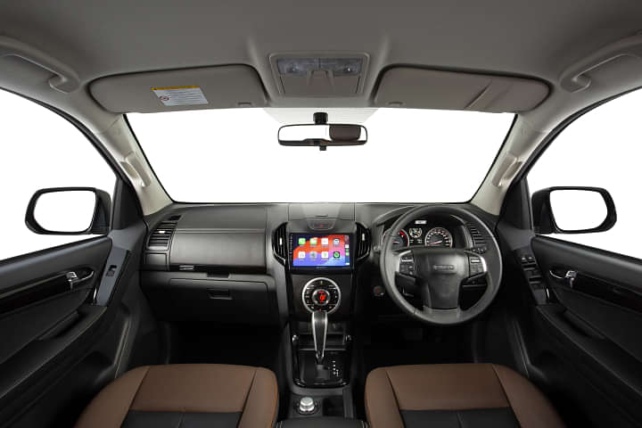 Isuzu V-Cross Dashboard