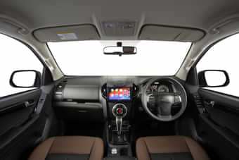 Isuzu V-Cross Dashboard Isuzu V-Cross Dashboard