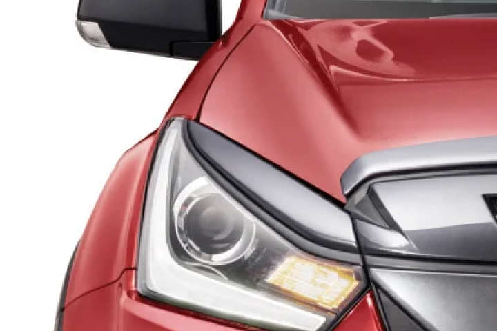 Isuzu V-Cross Headlight
