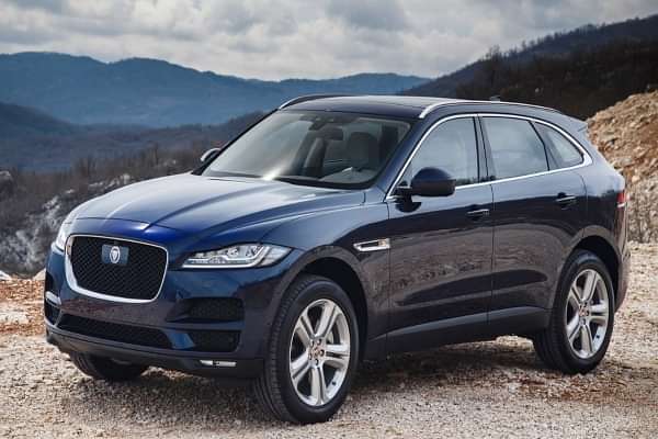 Jaguar F-Pace Left Front Three Quarter