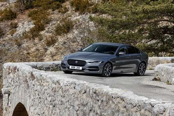 Jaguar XE Outside Mirrors